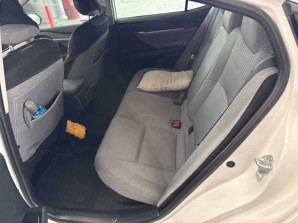 Used 2025 Toyota Camry LE FWD image 8