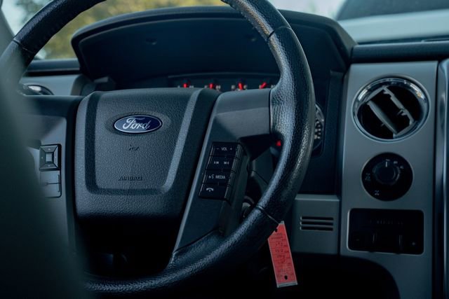 Used 2014 Ford F150 FX4 w/ Equipment Group 402A Luxury image 45