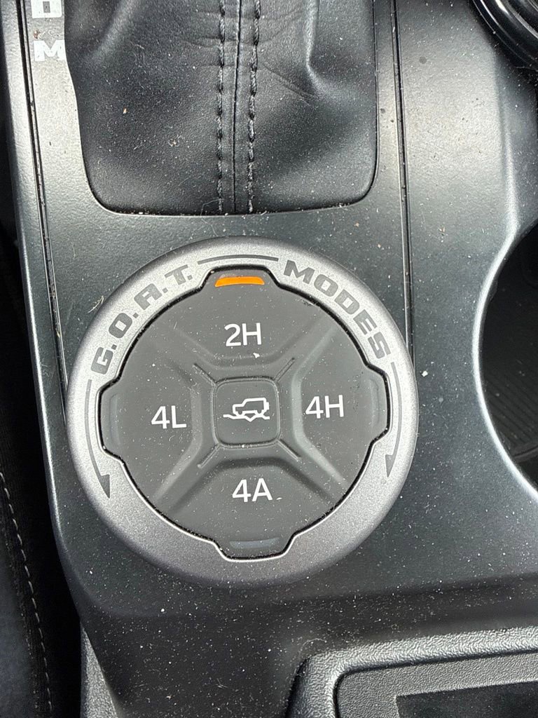 Used 2025 Ford Bronco Badlands AWD/4WD image 23