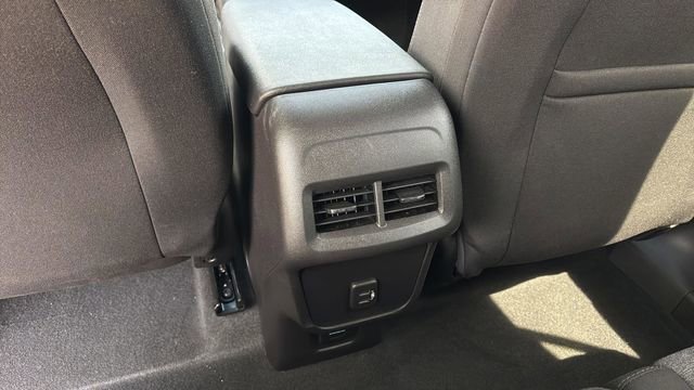 Used 2024 Chevrolet Equinox LT image 21