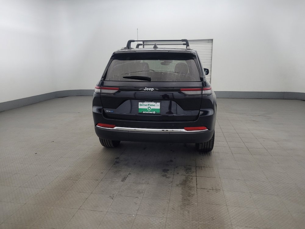 Used 2024 Jeep Grand Cherokee Limited 4xe image 7