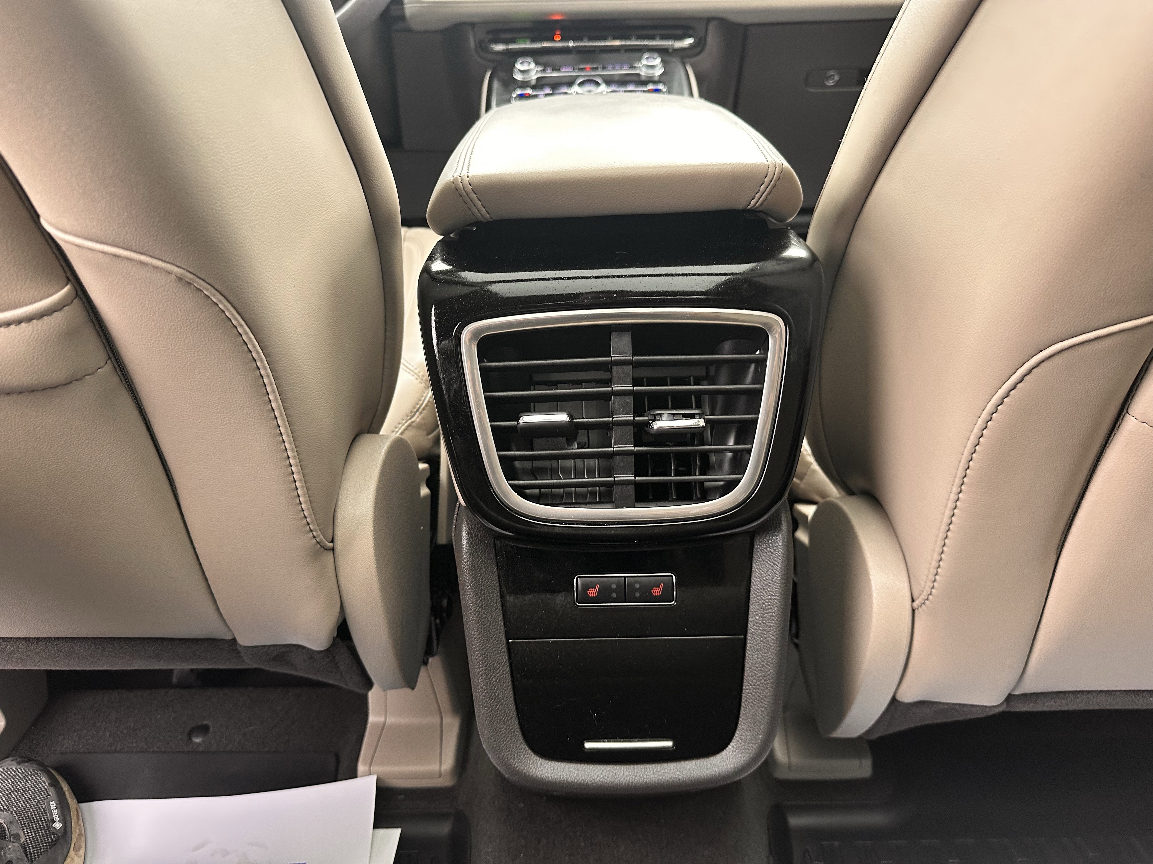 Used 2023 Lincoln Nautilus Reserve w/ Equipment Group 201A image 25