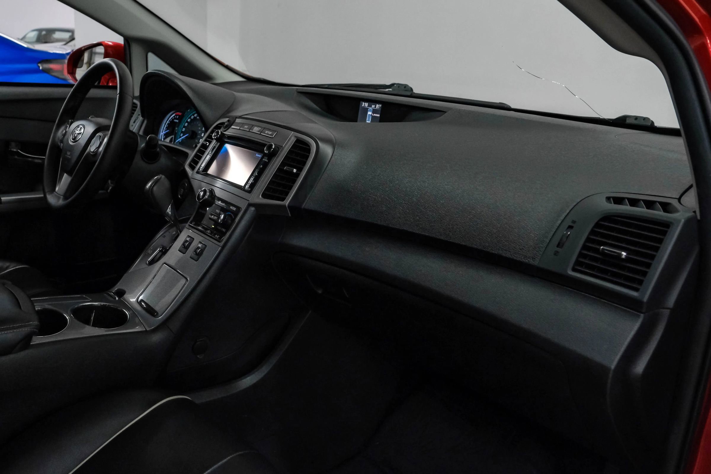 Used 2013 Toyota Venza XLE image 12