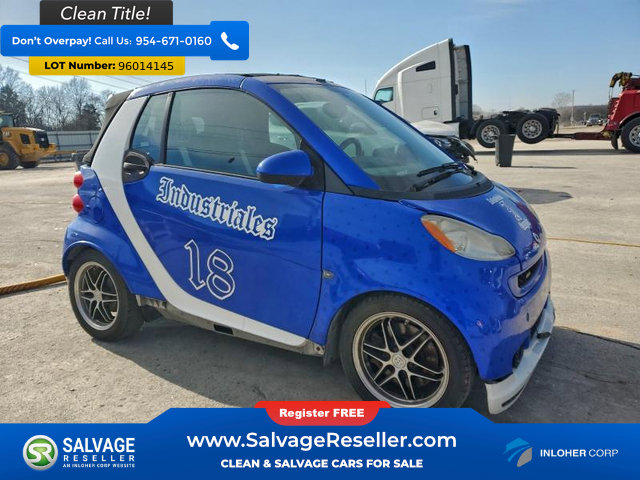 Used 2011 smart fortwo Convertible image 5