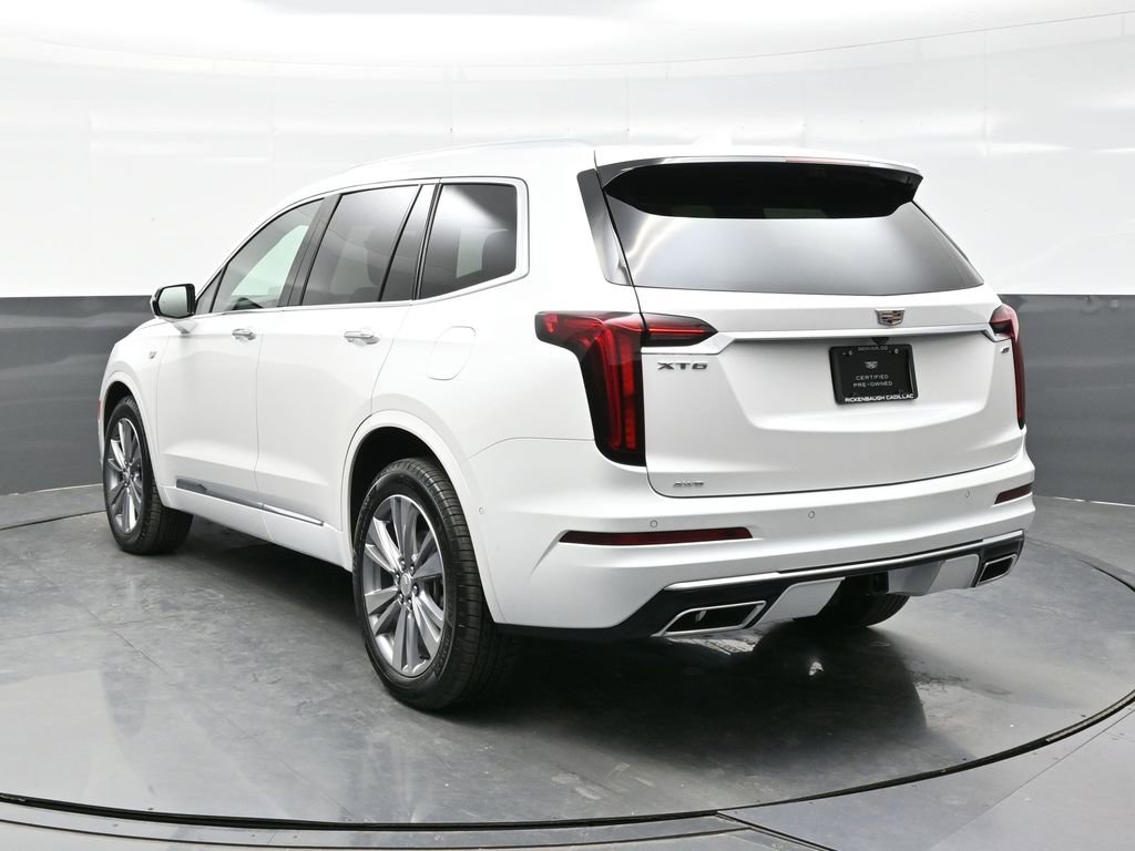 Certified 2025 Cadillac XT6 Premium Luxury w/ Platinum Package image 5
