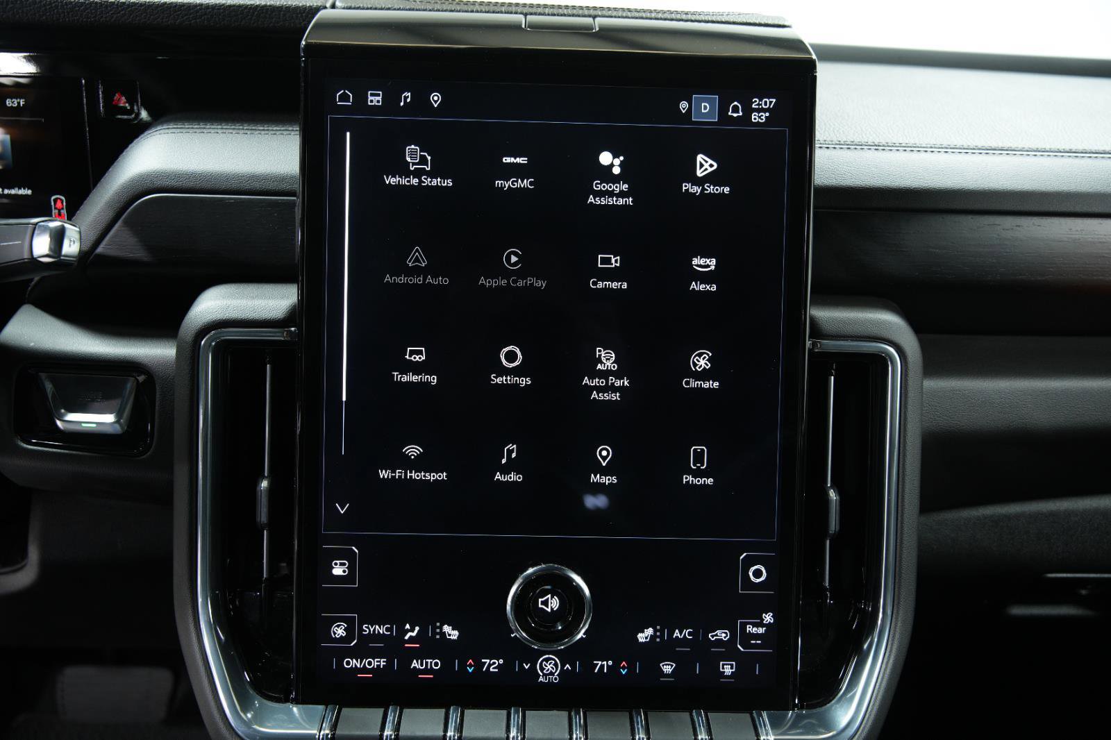 Used 2025 GMC Yukon Denali AWD/4WD image 39