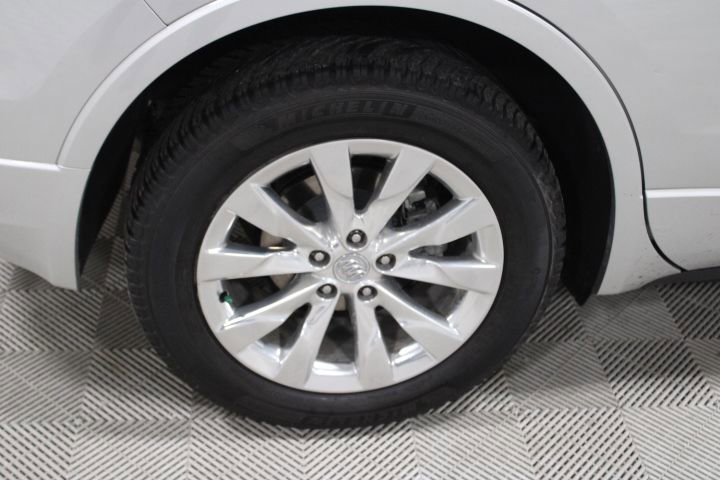 Used 2018 Buick Envision Essence image 43
