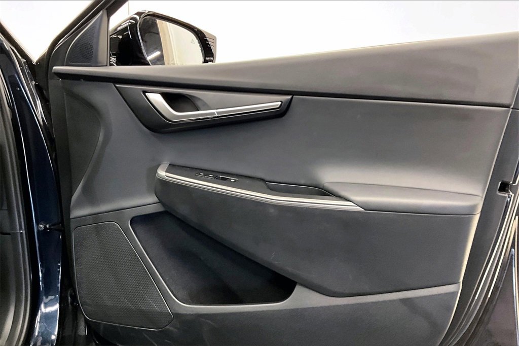 Used 2024 Kia EV6 Light image 25