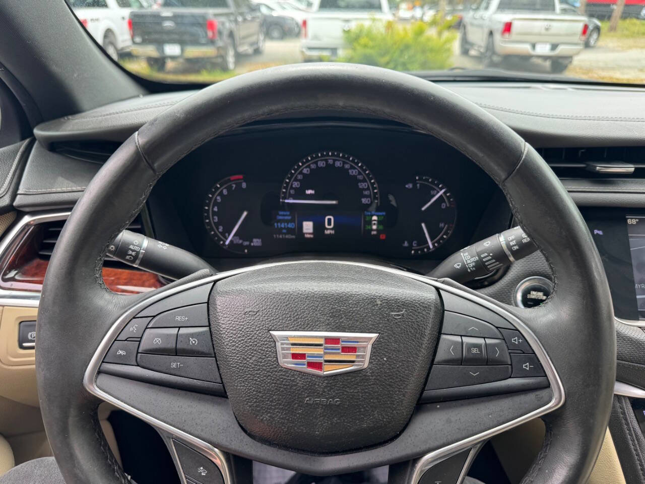 Used 2017 Cadillac XT5 Luxury w/ Driver Awareness Package image 43