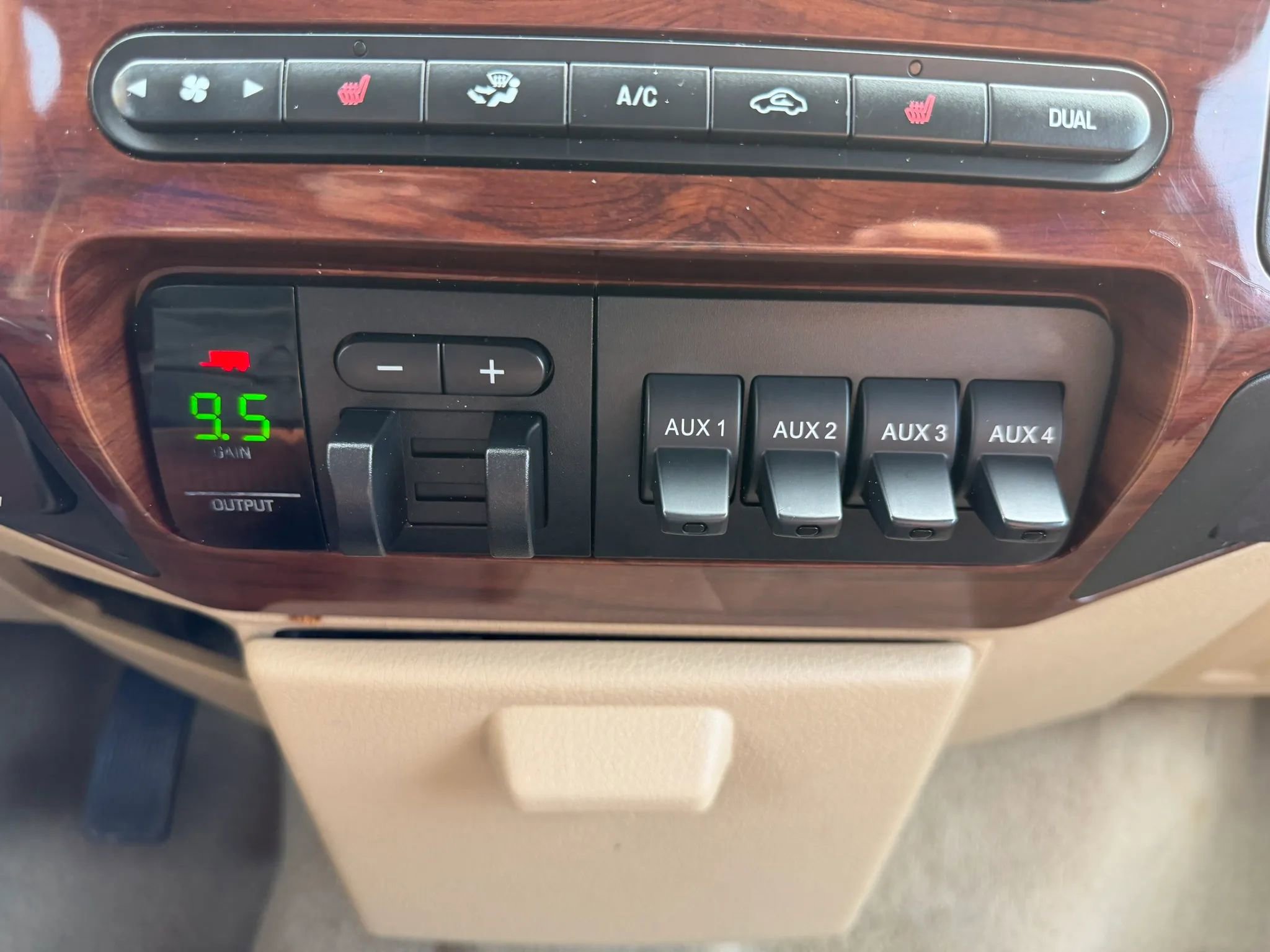 Used 2008 Ford F450 XLT image 22