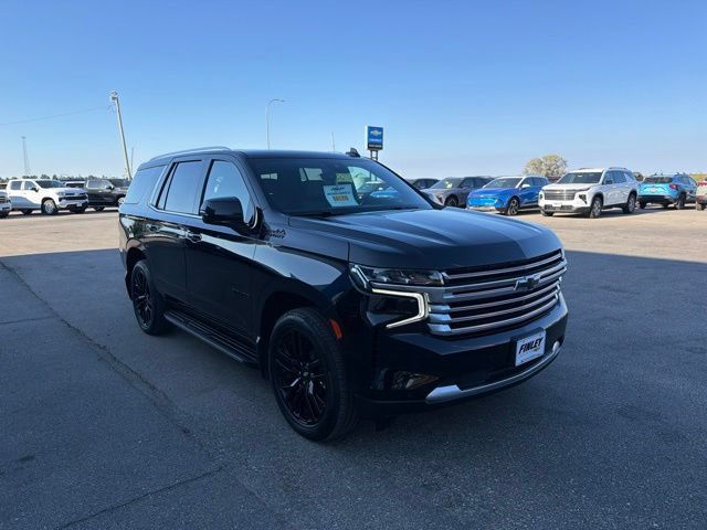 Used 2024 Chevrolet Tahoe High Country AWD/4WD image 4