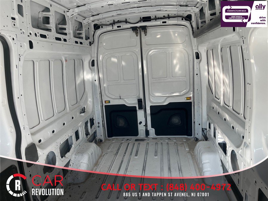 Used 2025 Ford Transit 250 148 High Roof RWD image 10