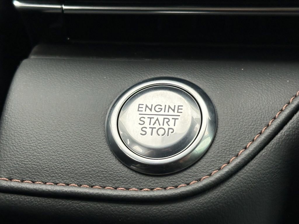 New 2026 Lincoln Nautilus Reserve w/ Jet Appearance Package AWD/4WD image 11