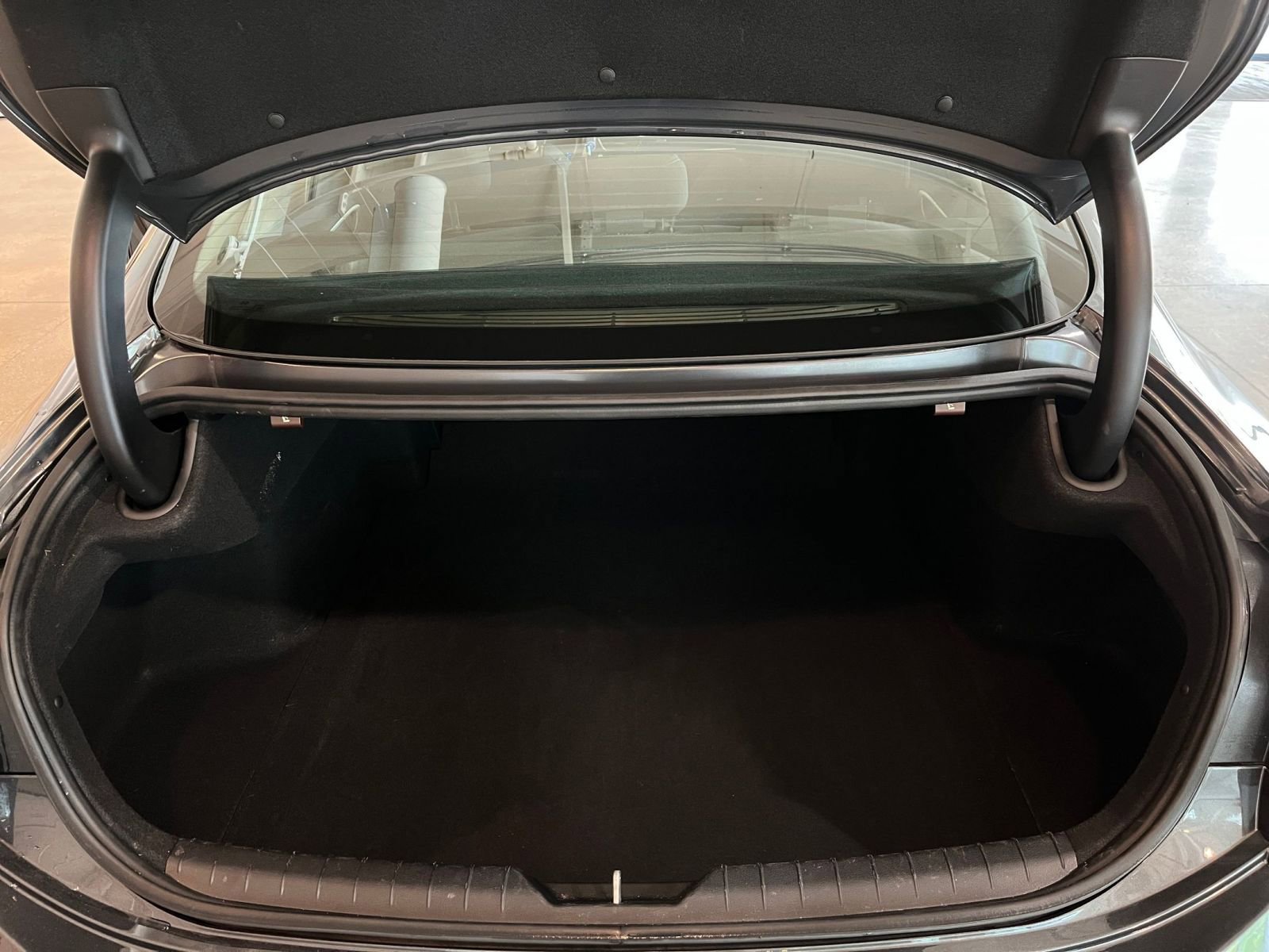 Used 2025 Hyundai Sonata SEL FWD image 31