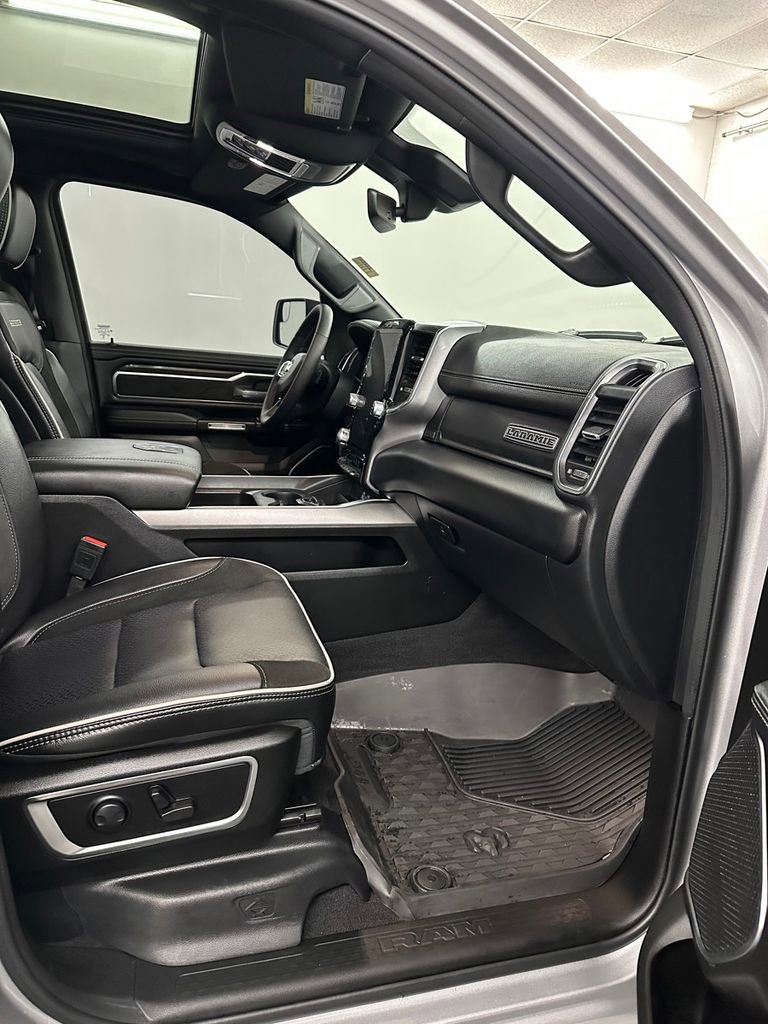 Used 2025 RAM 1500 Laramie w/ Laramie Southwest Edition image 37