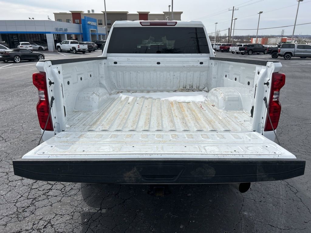 Used 2025 Chevrolet Silverado 2500 LT w/ Convenience Package image 39