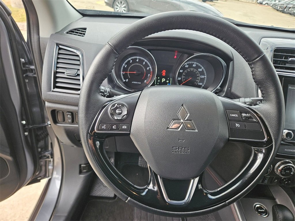 Used 2025 Mitsubishi Outlander Sport SE image 17