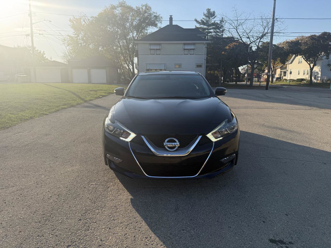 Used 2016 Nissan Maxima Platinum FWD image 2