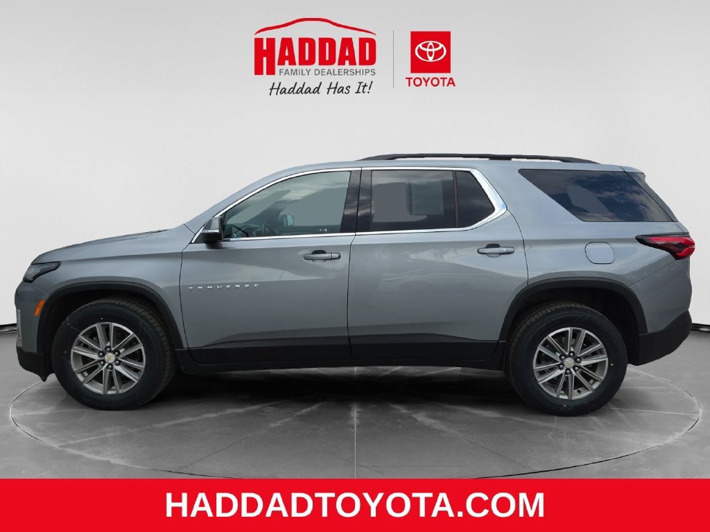 Used 2023 Chevrolet Traverse LT AWD/4WD image 2