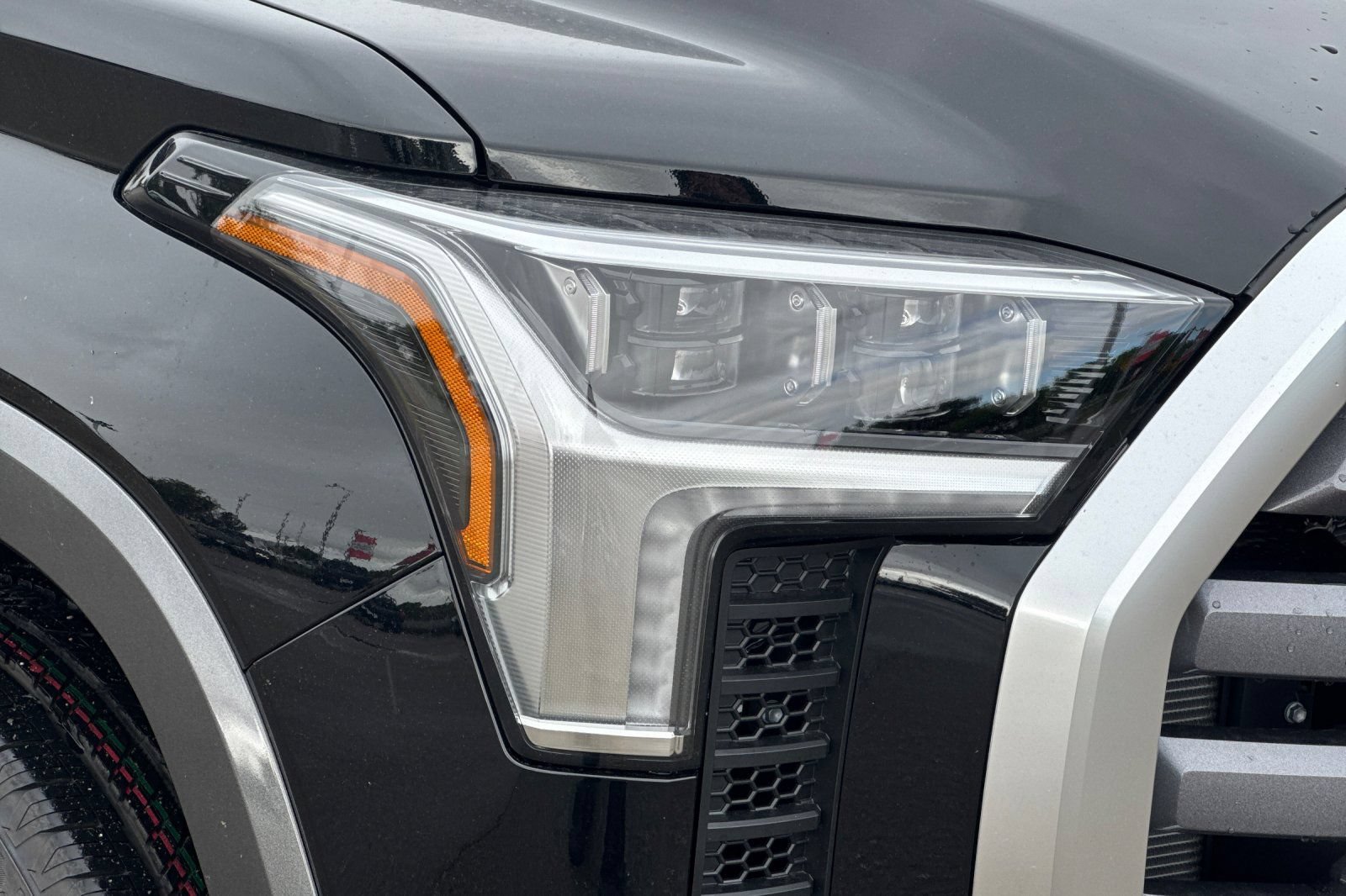 New 2026 Toyota Tundra Limited AWD/4WD image 30