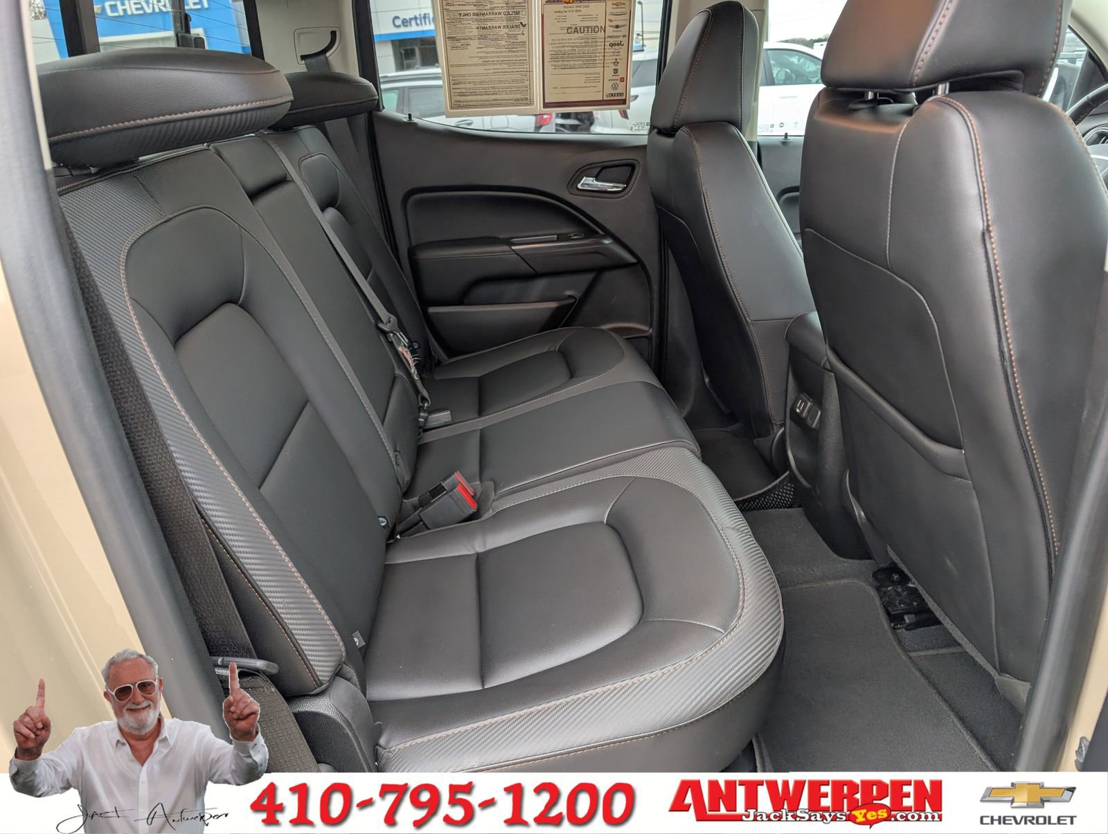 Used 2022 GMC Canyon AT4 w/ Trailering Package image 12