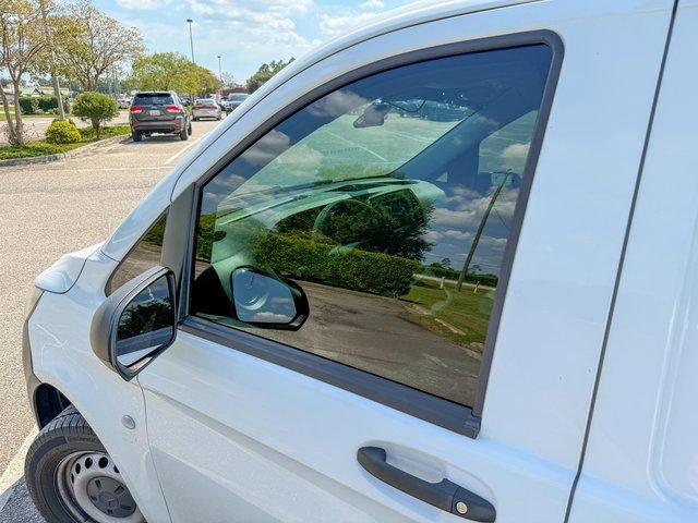 Used 2022 Mercedes-Benz Metris image 10