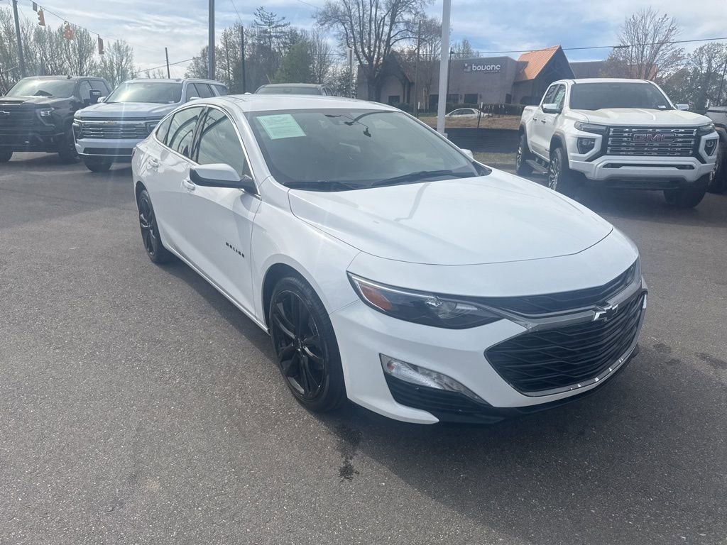 Used 2024 Chevrolet Malibu LT w/ Sport Edition image 7