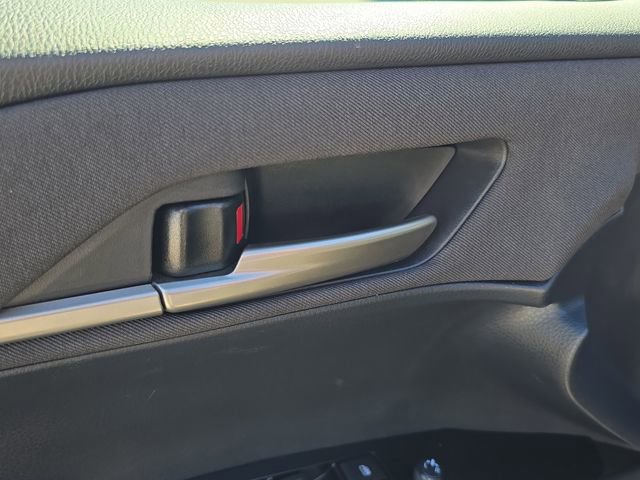 Used 2025 Toyota Camry LE image 17