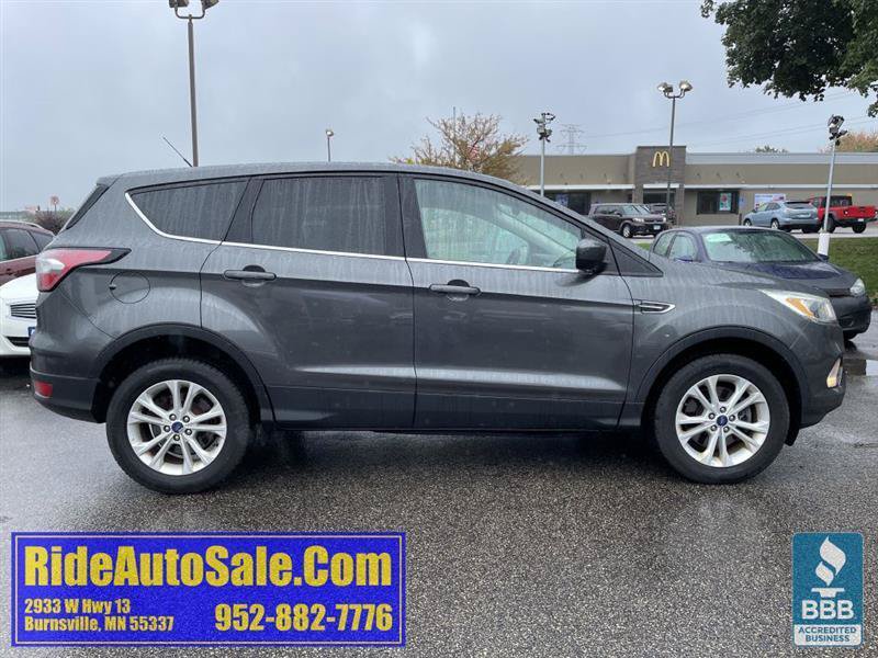 Used 2017 Ford Escape SE AWD/4WD image 4