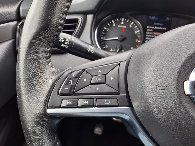 Used 2019 Nissan Rogue SV FWD image 23