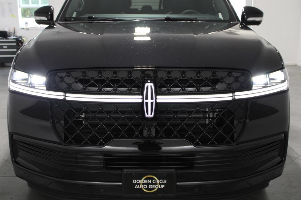 New 2027 Lincoln Navigator Reserve w/ Jet Appearance Package AWD/4WD image 62