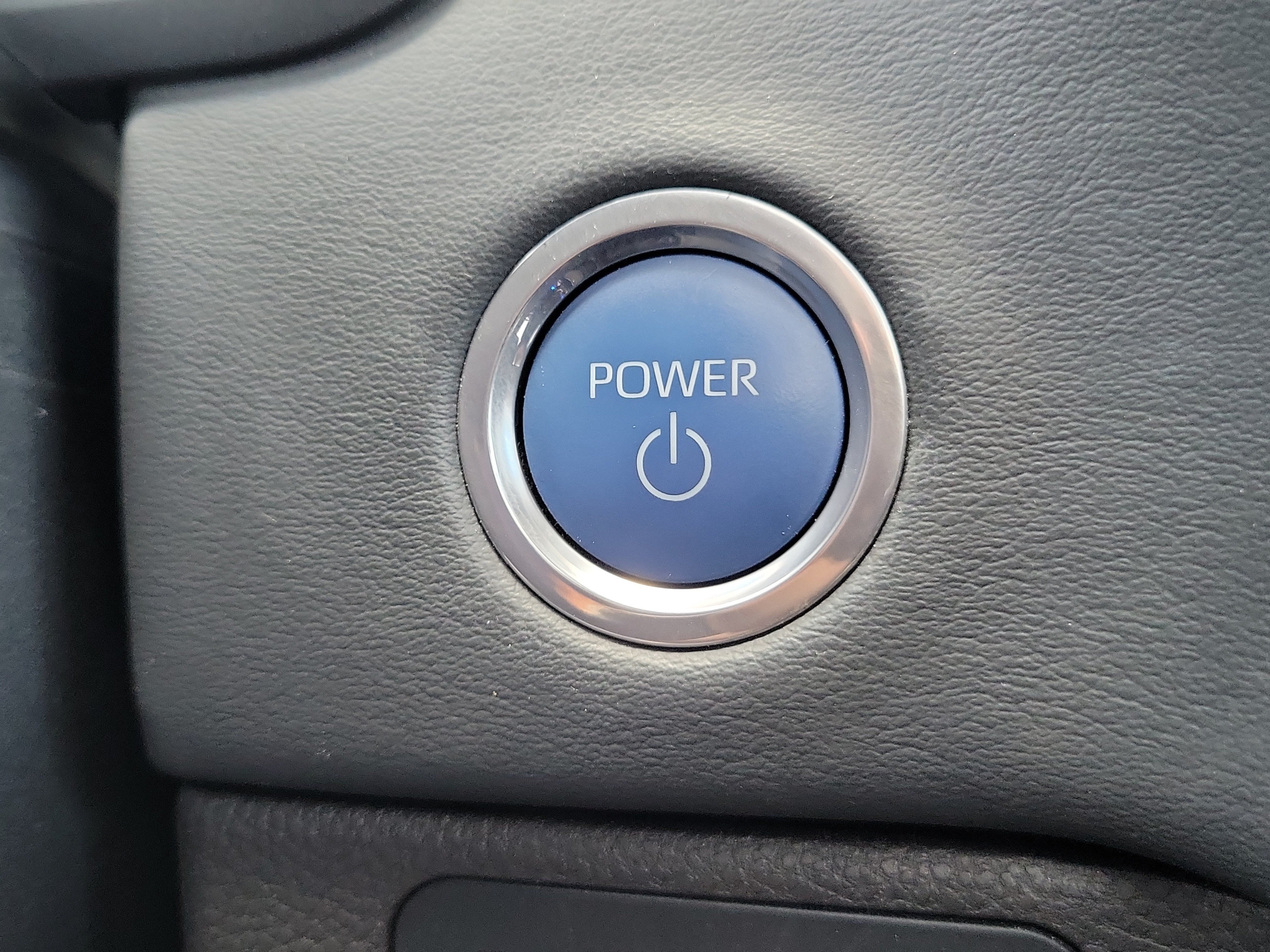Used 2024 Toyota Tundra Platinum AWD/4WD image 34