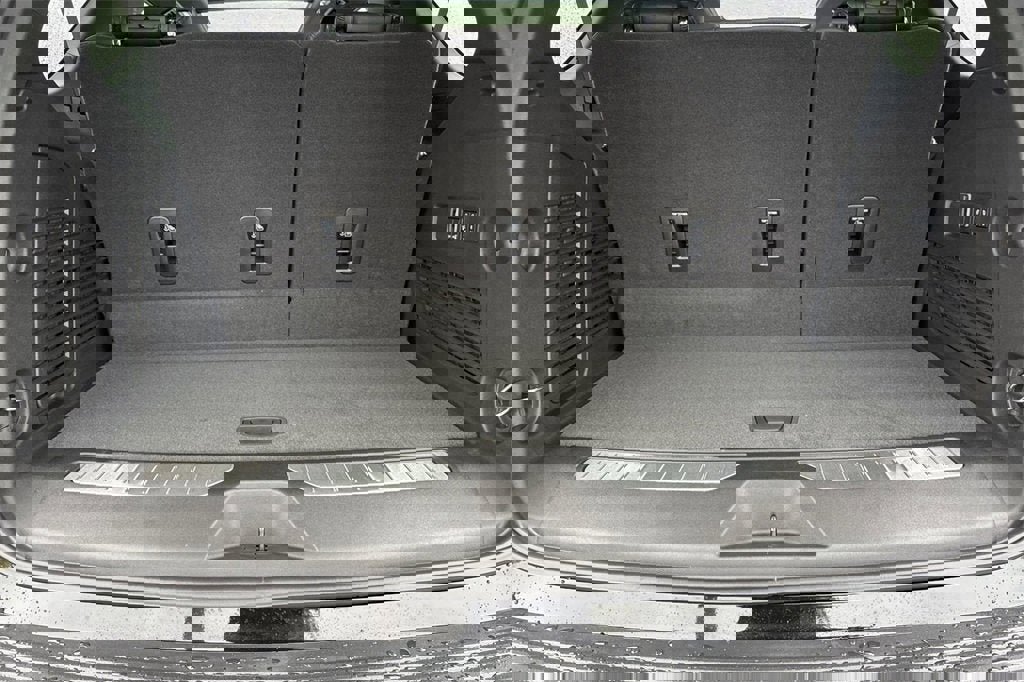 New 2026 Chevrolet Tahoe Z71 image 16