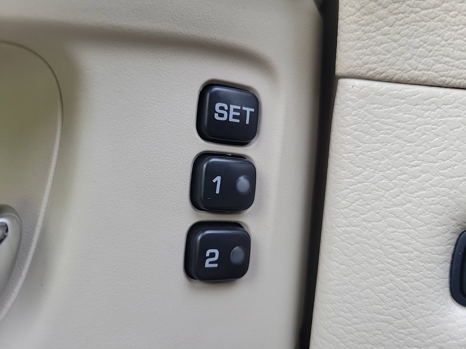 Used 2020 Nissan Murano SL w/ Cargo Package FWD image 30