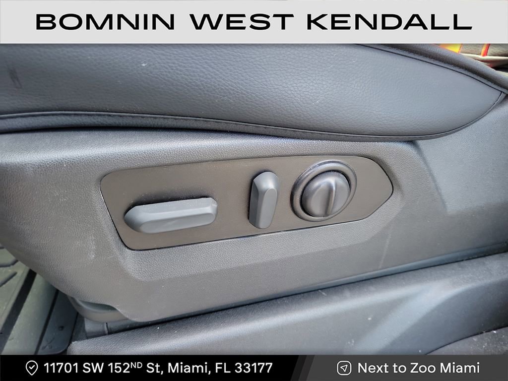 Used 2022 Chevrolet Silverado 2500 High Country w/ Z71 Off-Road Package image 14