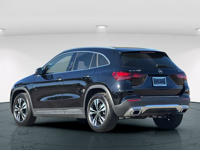 Certified 2025 Mercedes-Benz GLA 250 4MATIC image 5