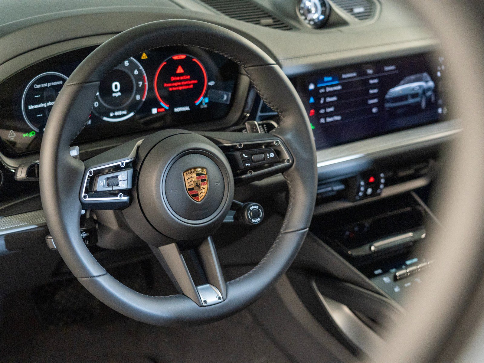 New 2026 Porsche Cayenne GTS AWD/4WD image 15