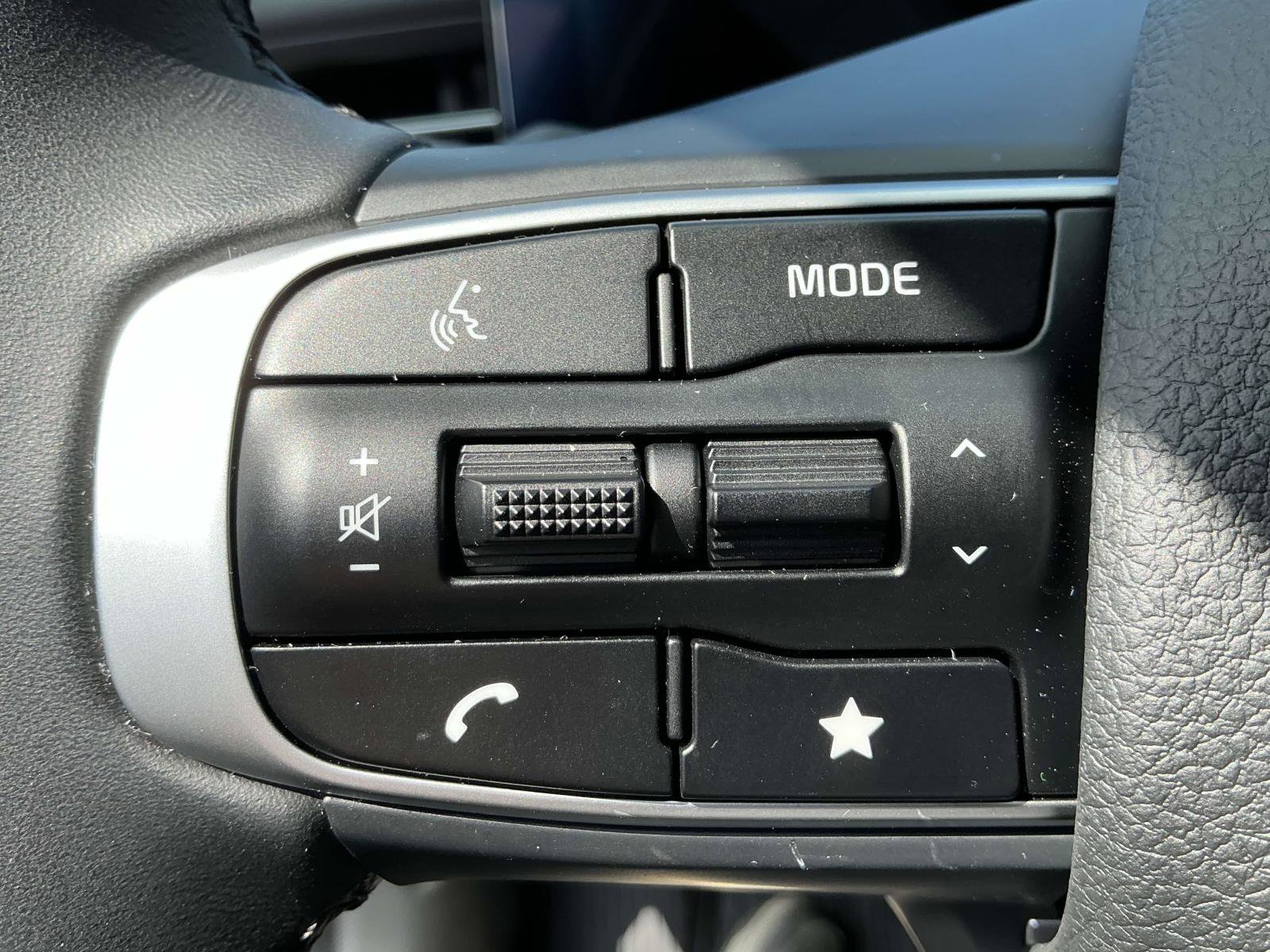 Used 2025 Kia K5 GT-Line w/ GT-Line Premium Package image 24