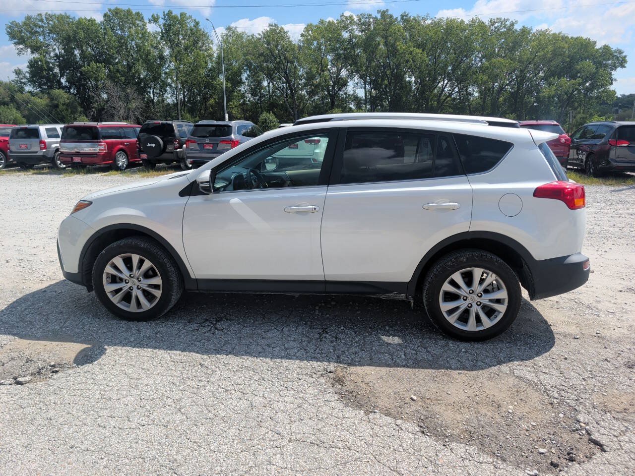 Used 2013 Toyota RAV4 Limited FWD image 6