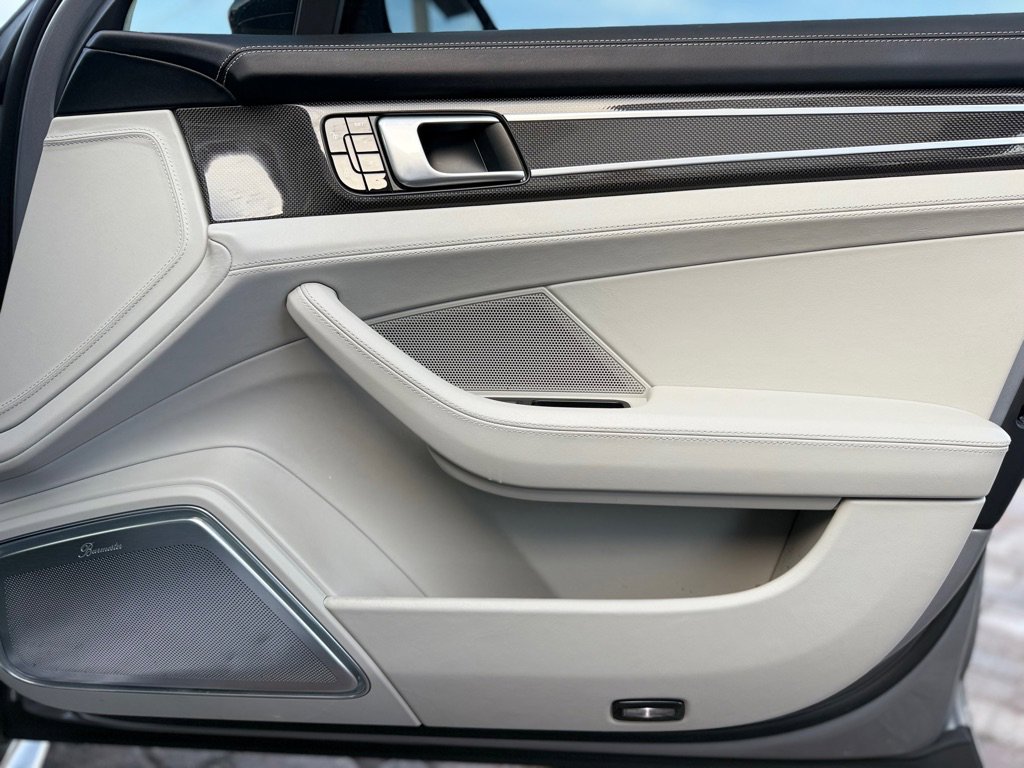 Used 2018 Porsche Panamera Turbo Executive w/ Assistance Package image 43