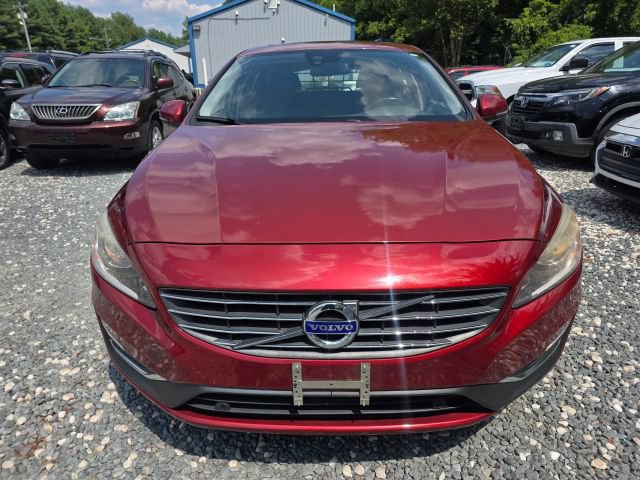 Used 2015 Volvo V60 T5 FWD image 2