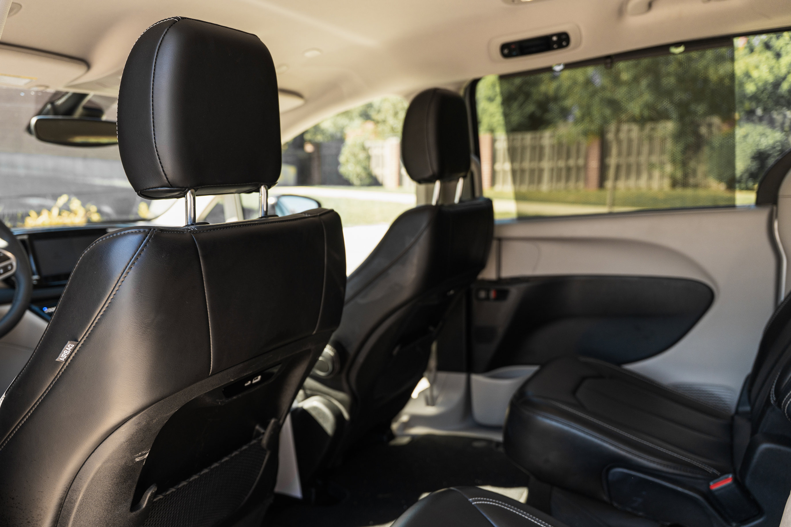 Used 2024 Chrysler Pacifica Touring-L image 23