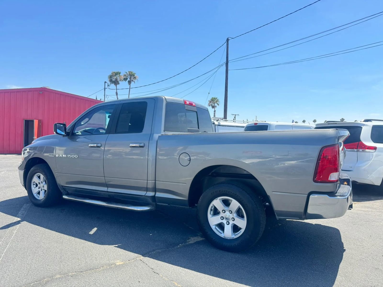 Used 2011 RAM 1500 Classic SLT w/ Protection Group AWD/4WD image 4