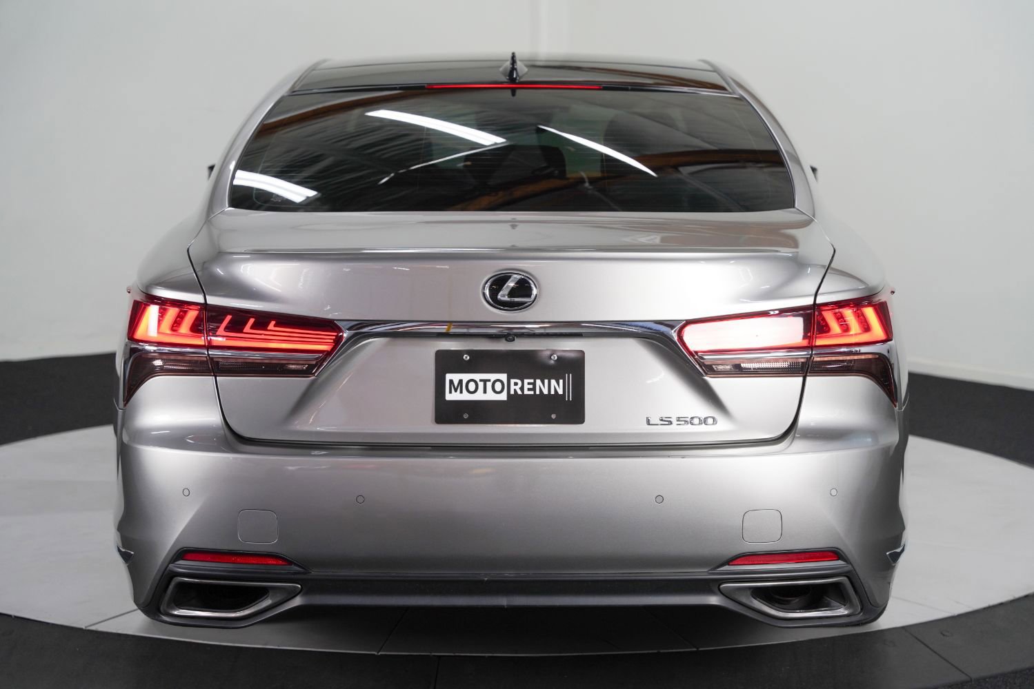 Used 2018 Lexus LS 500 w/ Luxury Package image 8