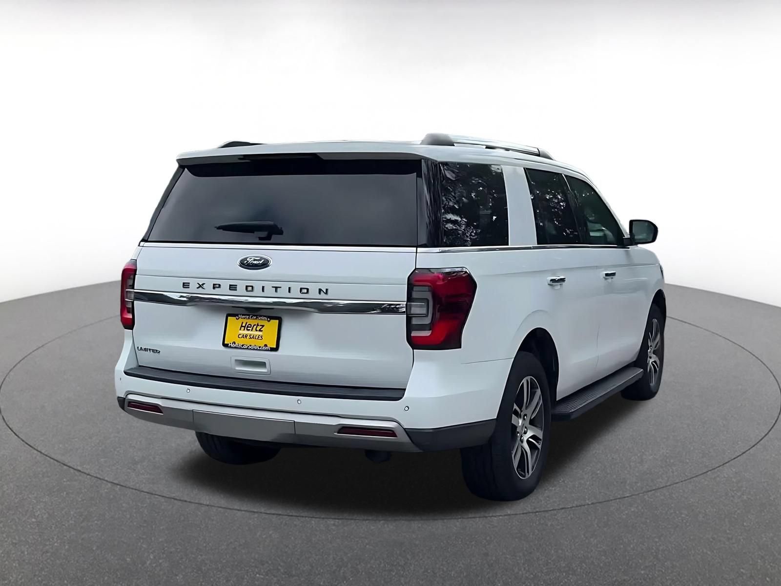 Used 2024 Ford Expedition Limited RWD image 13