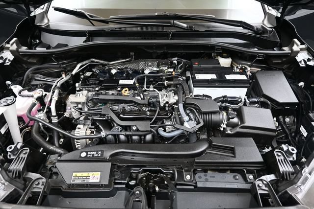 Used 2025 Toyota Corolla Cross LE AWD/4WD image 9