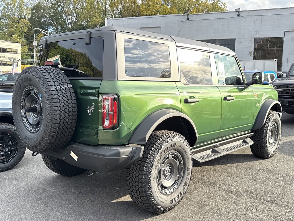 New 2025 Ford Bronco Badlands image 4