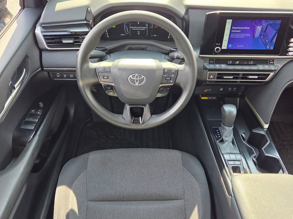 Certified 2025 Toyota Camry LE FWD image 7