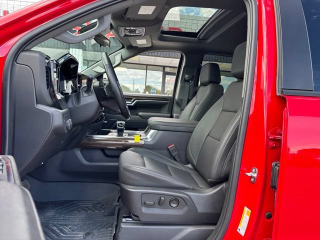 Used 2024 Chevrolet Silverado 1500 LT Trail Boss w/ LT Trail Boss Premium Package AWD/4WD image 14