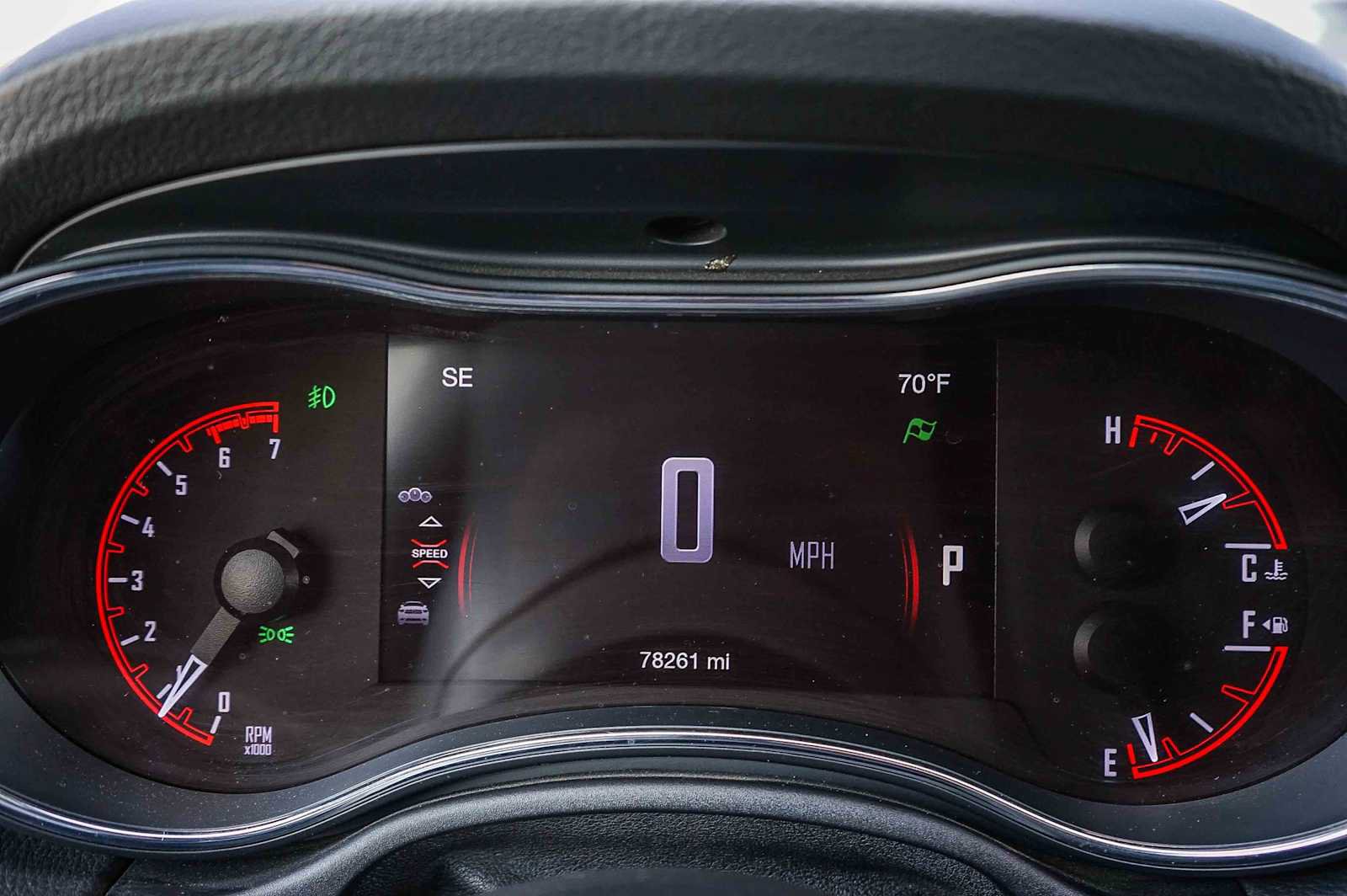Used 2016 Dodge Durango R/T w/ Blacktop Package RWD image 46